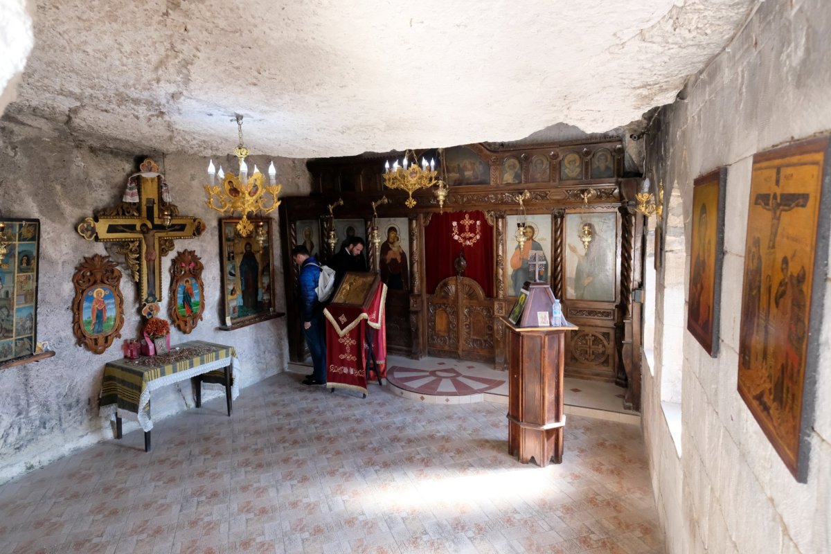 Din satul modest, strălucește astăzi în Capitala României 129871