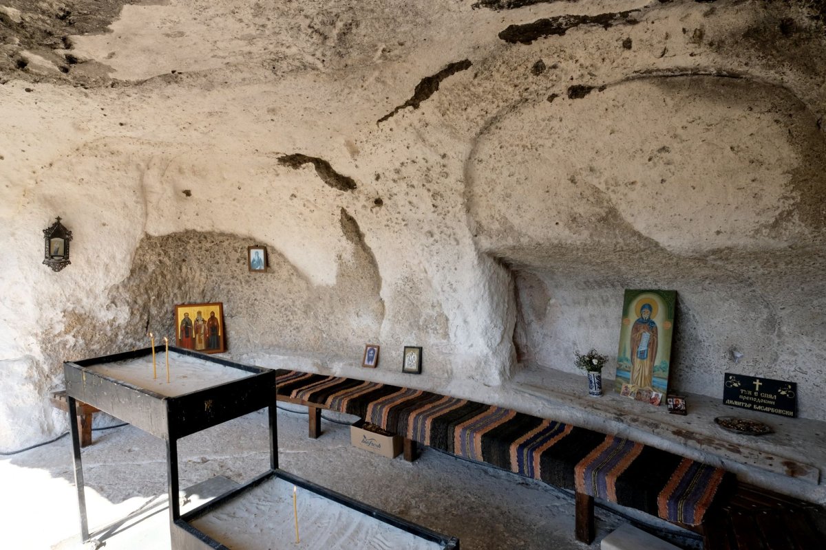 Din satul modest, strălucește astăzi în Capitala României 129873