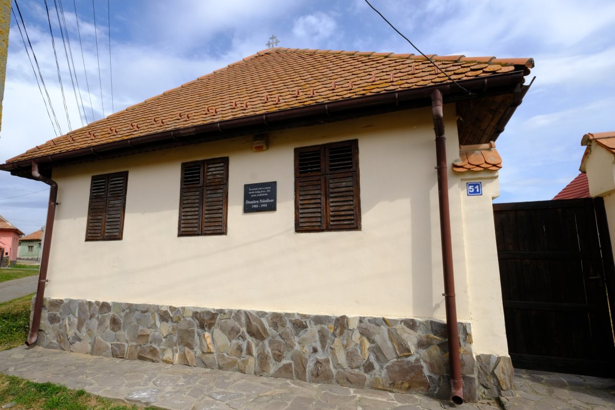 Vlădeni, izvorul unui fluviu de teologie românească 129806