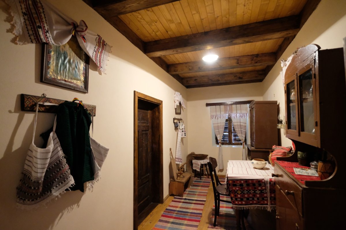 Vlădeni, izvorul unui fluviu de teologie românească 129821