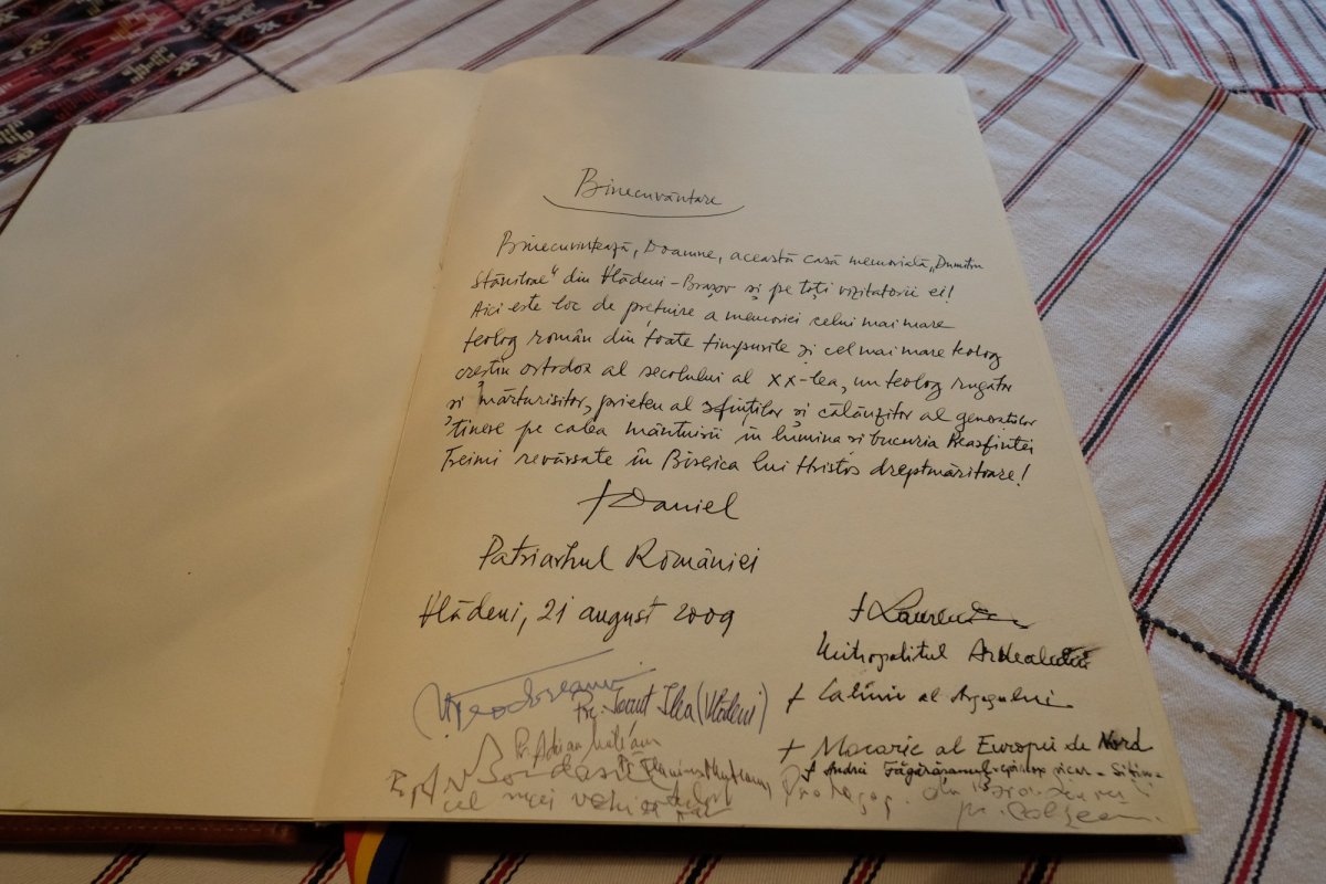 Vlădeni, izvorul unui fluviu de teologie românească 129824