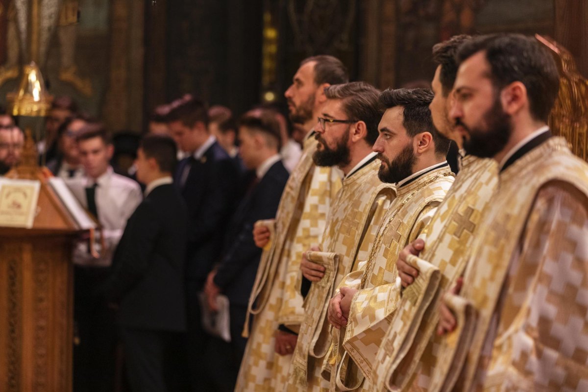 Priveghere pentru Sfântul Mitropolit Iachint la Catedrala Patriarhală 130756