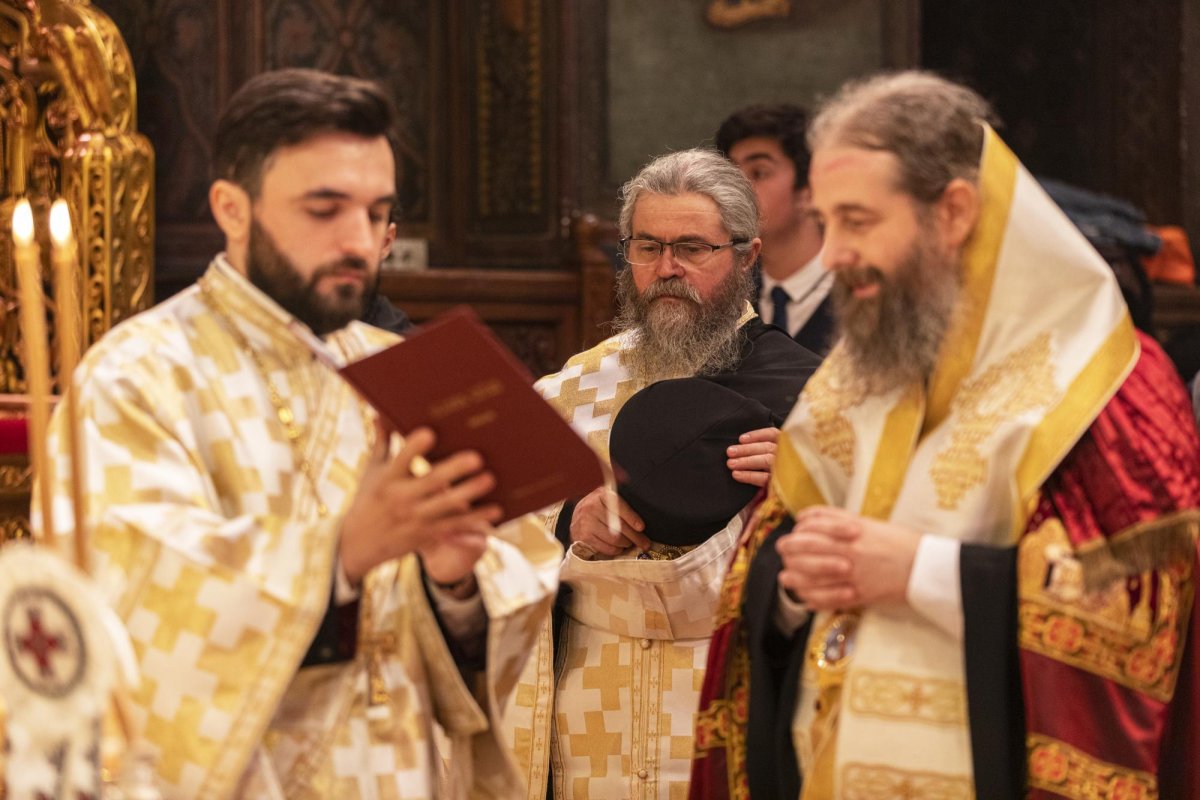 Priveghere pentru Sfântul Mitropolit Iachint la Catedrala Patriarhală 130764