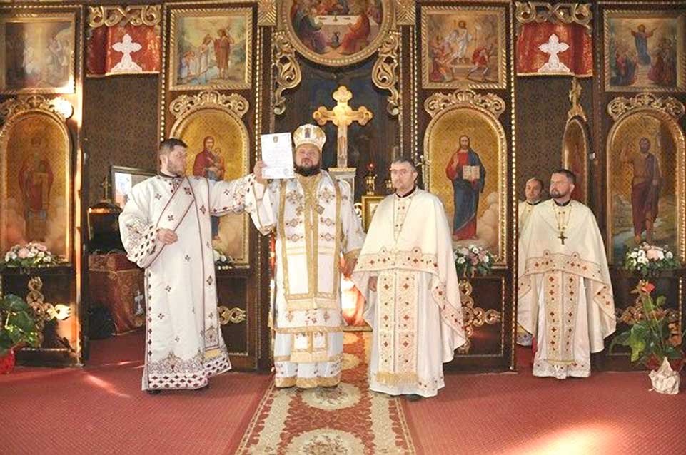 Slujire arhierească la Crasna, Sălaj 130799