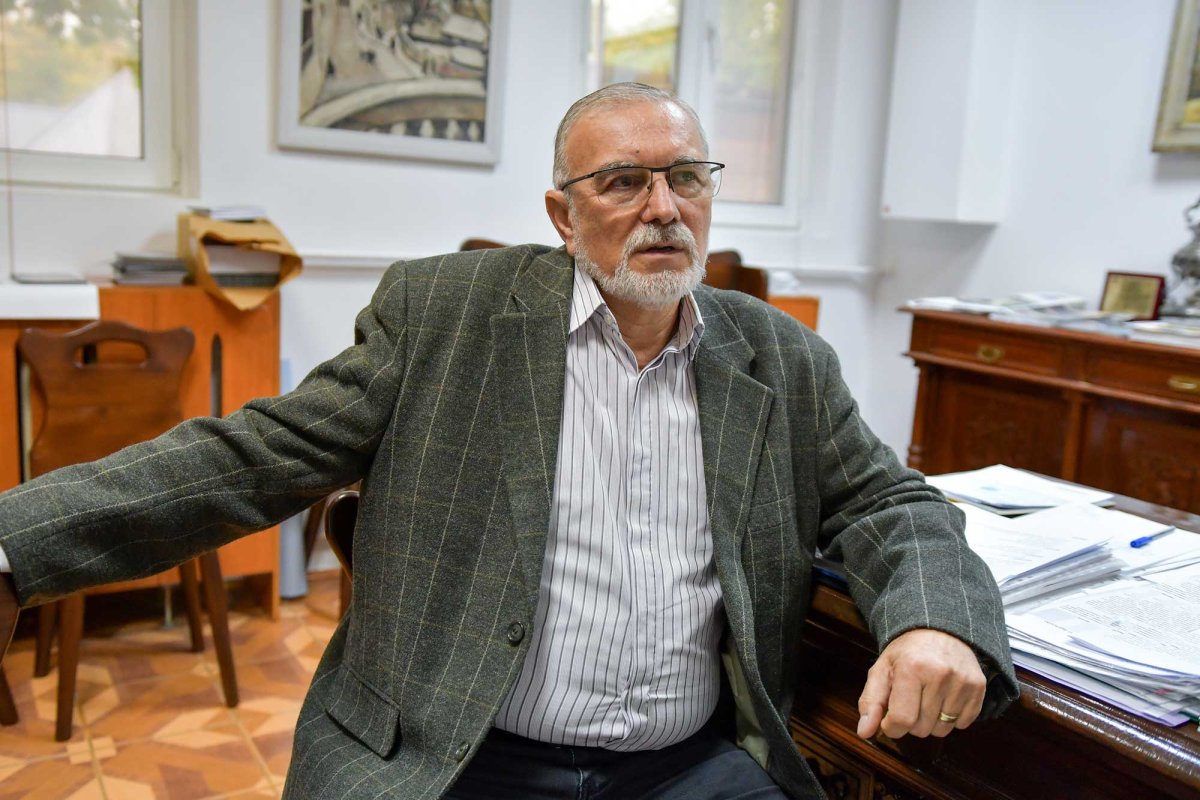 Comori ialomițene de tradiții, artă și istorie 130926