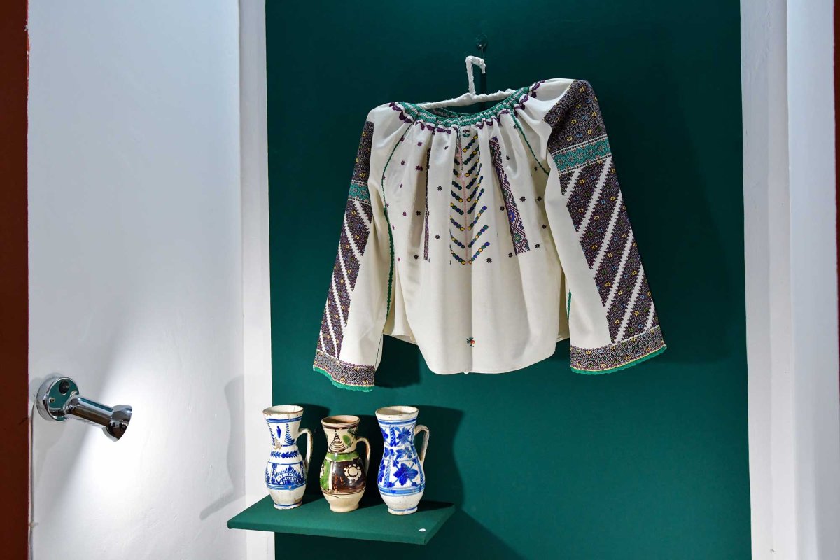 Comori ialomițene de tradiții, artă și istorie 130967