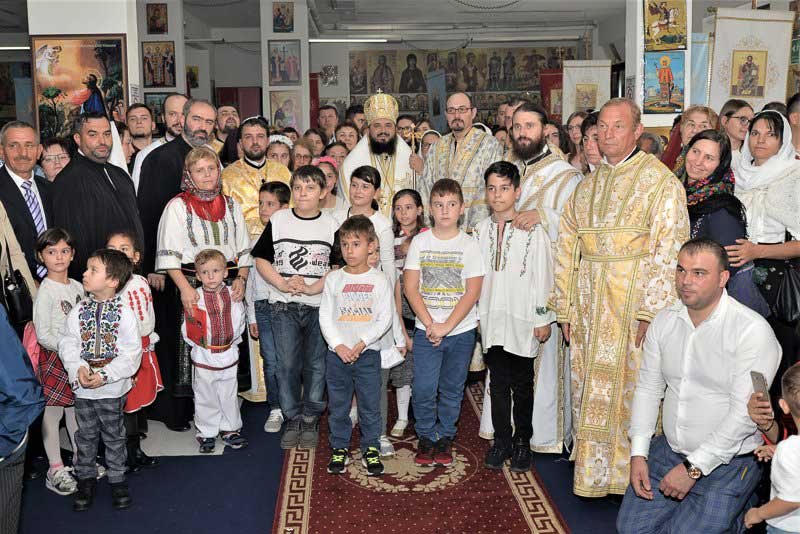 Hramul unei parohii românești din Roma, Italia 131023