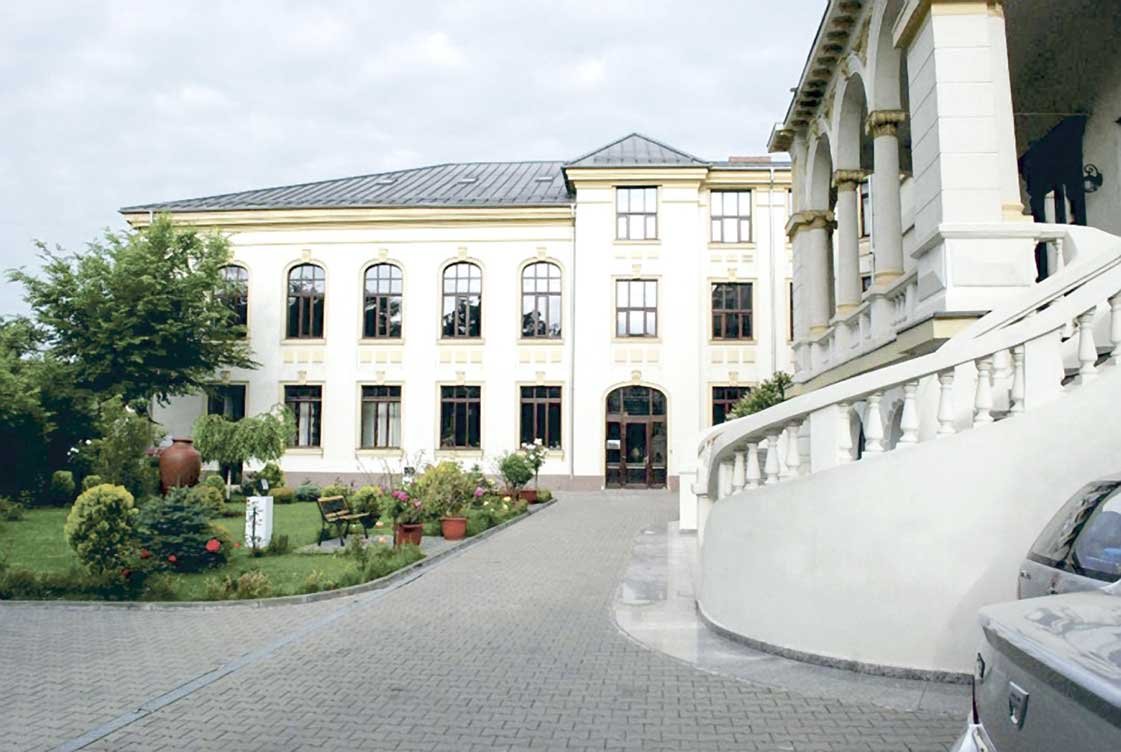 Conferinţa „Maica Domnului în tradiţia Bisericii Orientale”  la Craiova 131180