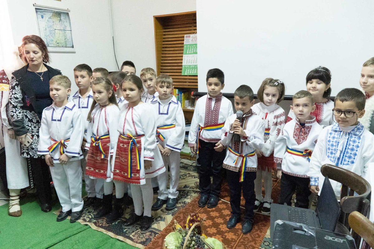 Popas pastoral și filantropic în satul unui mare duhovnic român 131149