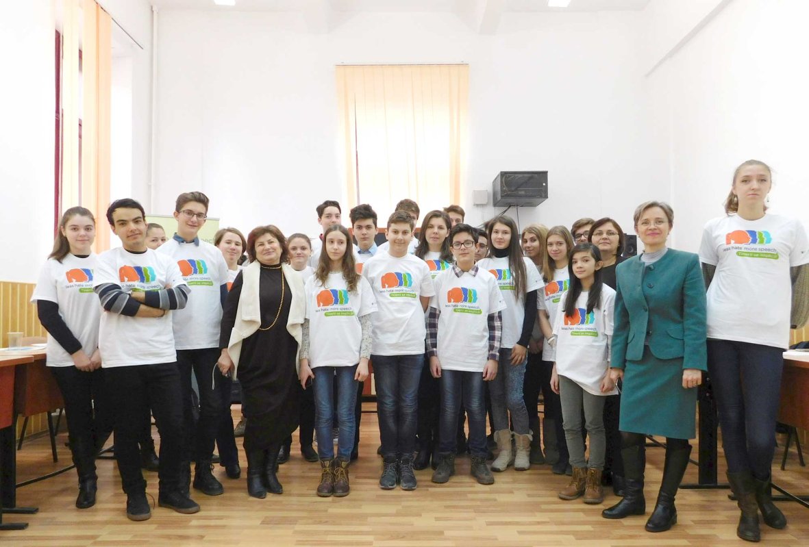 Centrele de documentare şi informare, mici laboratoare pentru elevi 131211