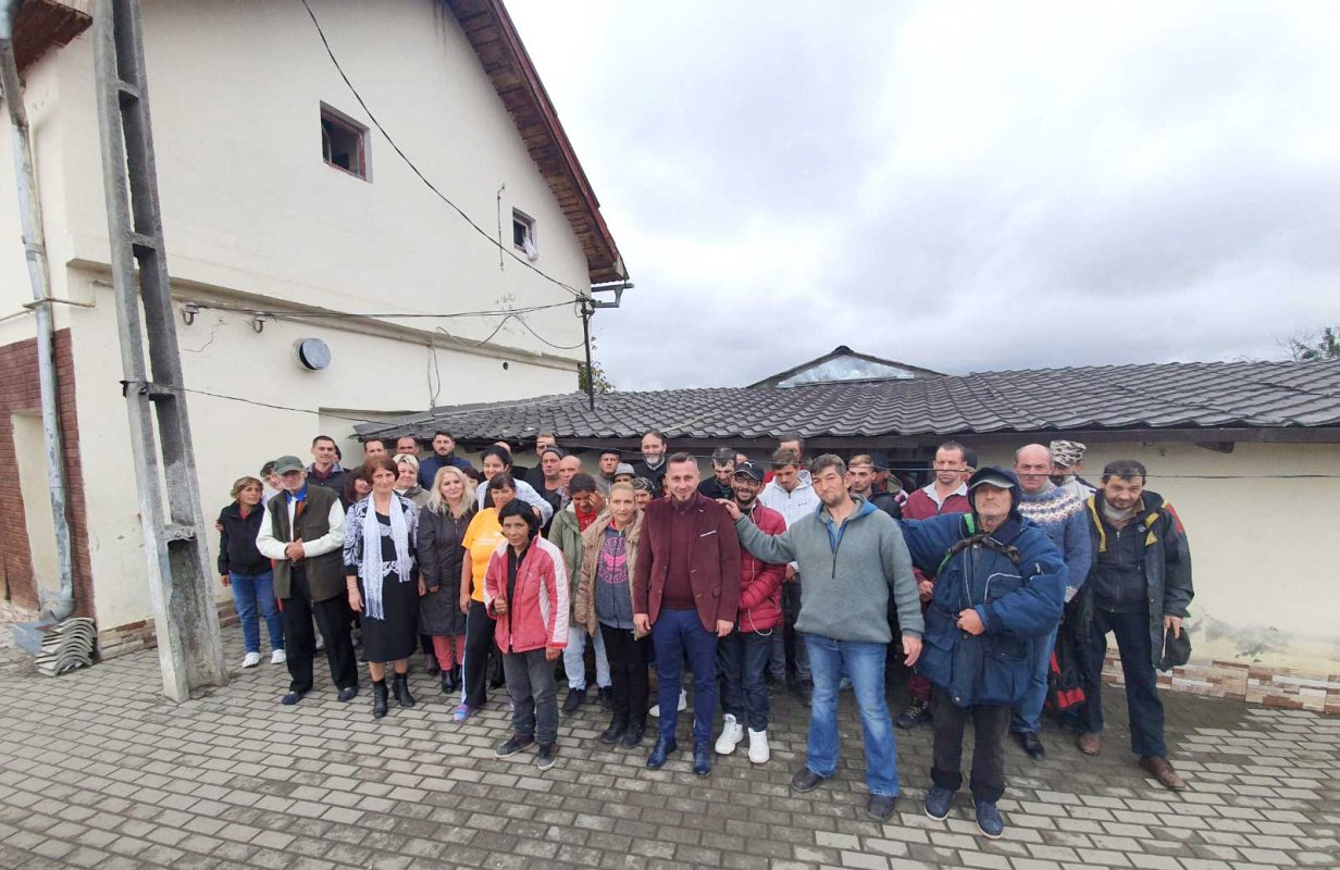 Moment festiv la Adăpostul de noapte „Filantropia Ortodoxă” Alba Iulia 131204