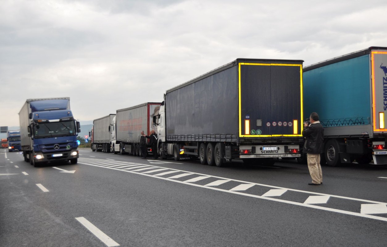 Aglomeraţie la vama Nădlac 131471