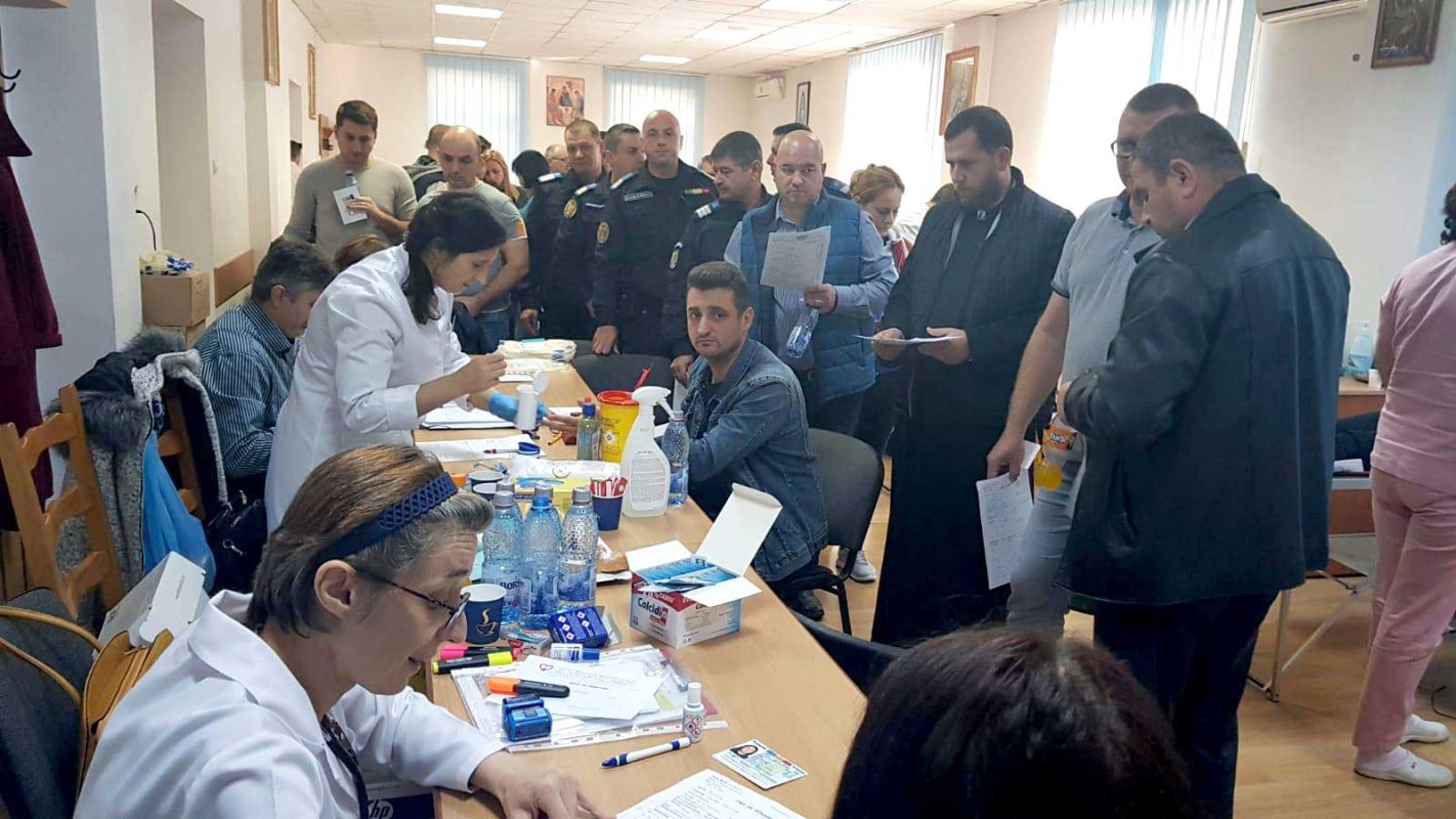 Campanie de donare de sânge la Protopopiatul Huși 131557