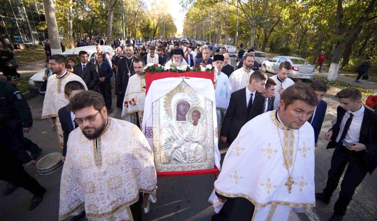 Icoana Maicii Domnului de la Mănăstirea Adam a ajuns la Slobozia 131558