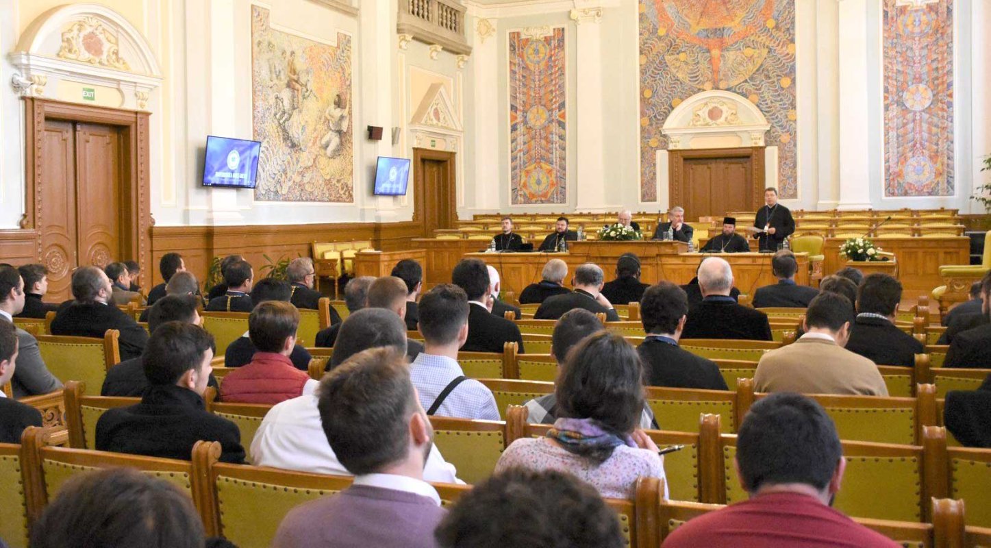 Simpozion dedicat satului și spiritului românesc la Cluj-Napoca 131547