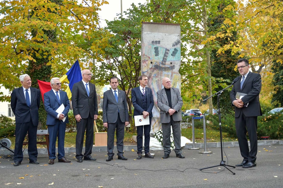 Eveniment istoric la Academia Română 131718