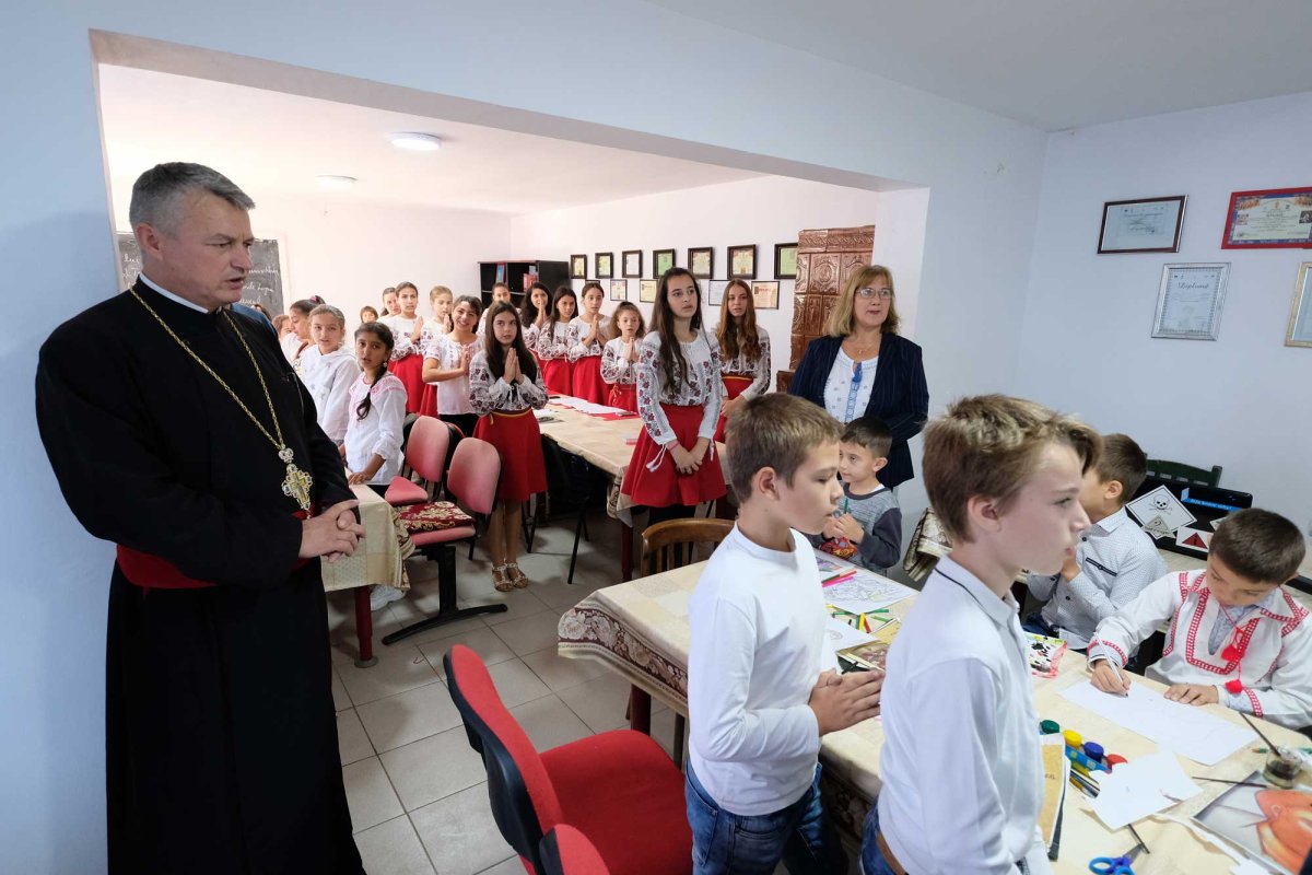 Copiii din Surlari învață ceea ce trăiesc 131769