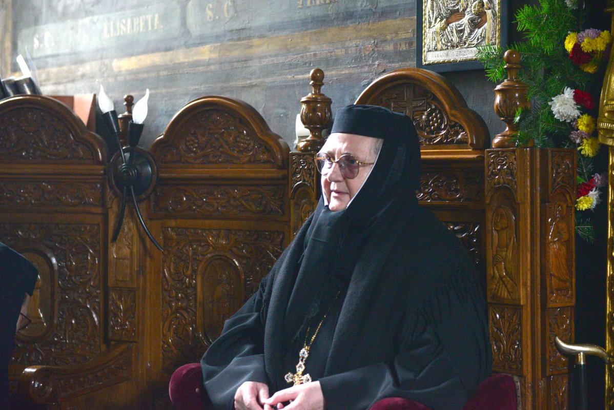 Mitropolitul Moldovei şi Bucovinei, la hramul Mănăstirii Agapia 131787