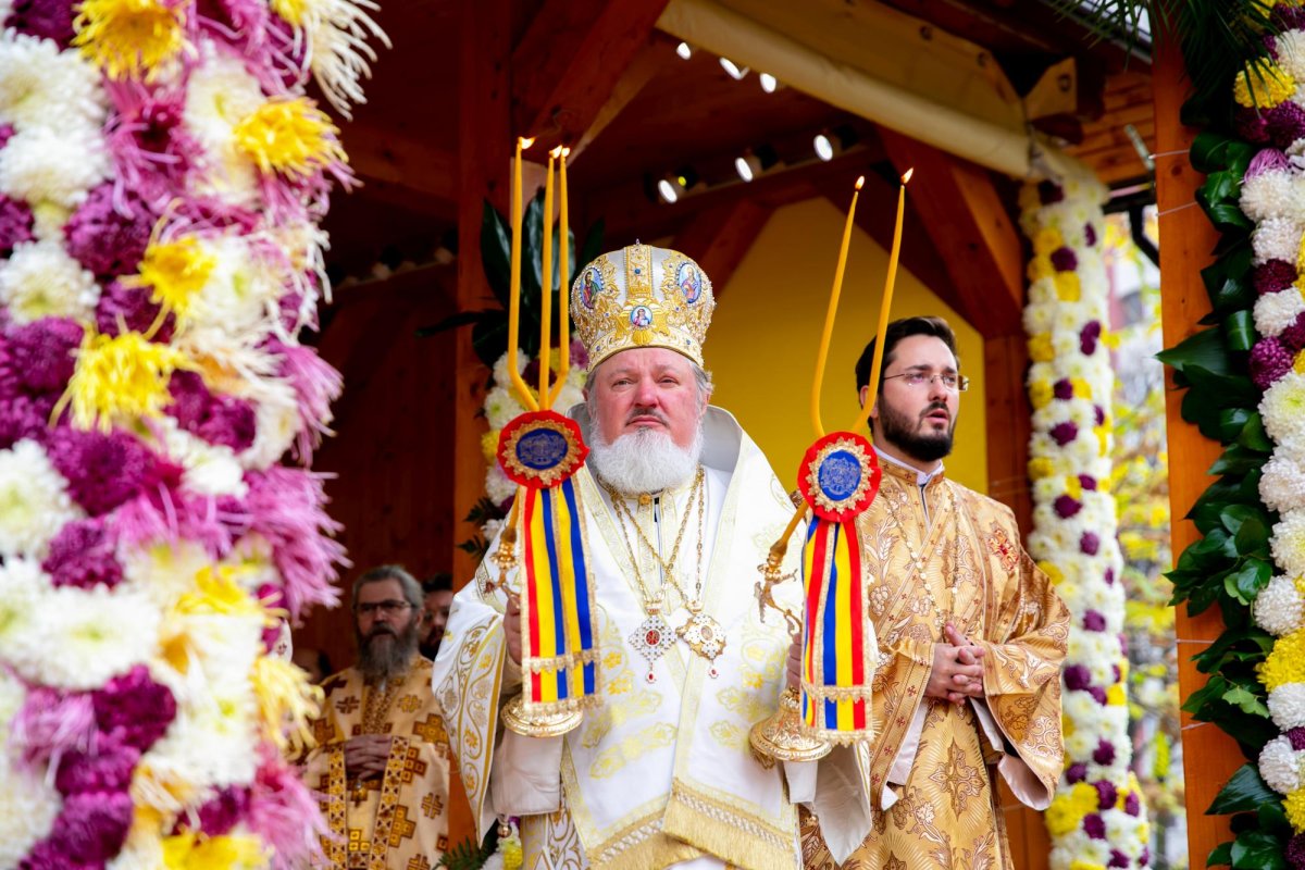 Exegetul cuvintelor dumnezeiești, cinstit la Paraclisul Catedralei Naționale 132254