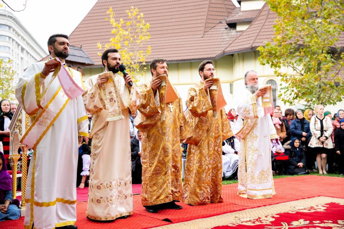 Exegetul cuvintelor dumnezeiești, cinstit la Paraclisul Catedralei Naționale 132259