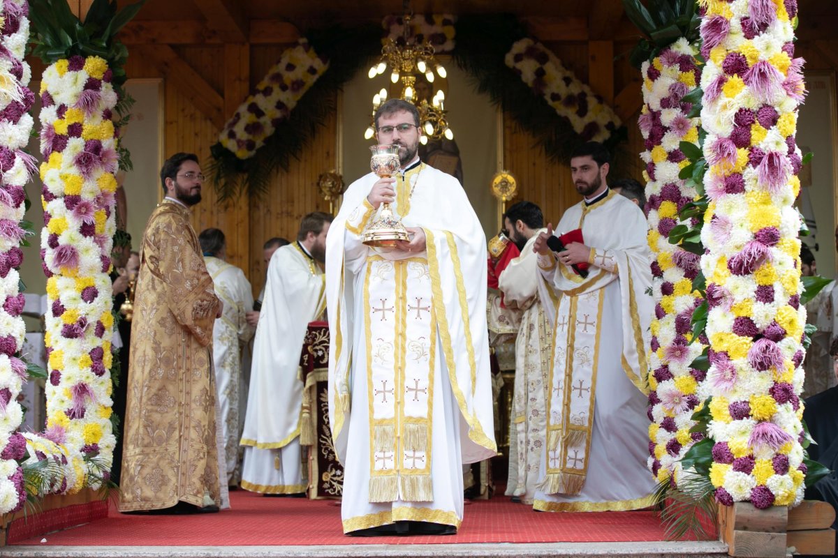 Exegetul cuvintelor dumnezeiești, cinstit la Paraclisul Catedralei Naționale 132266