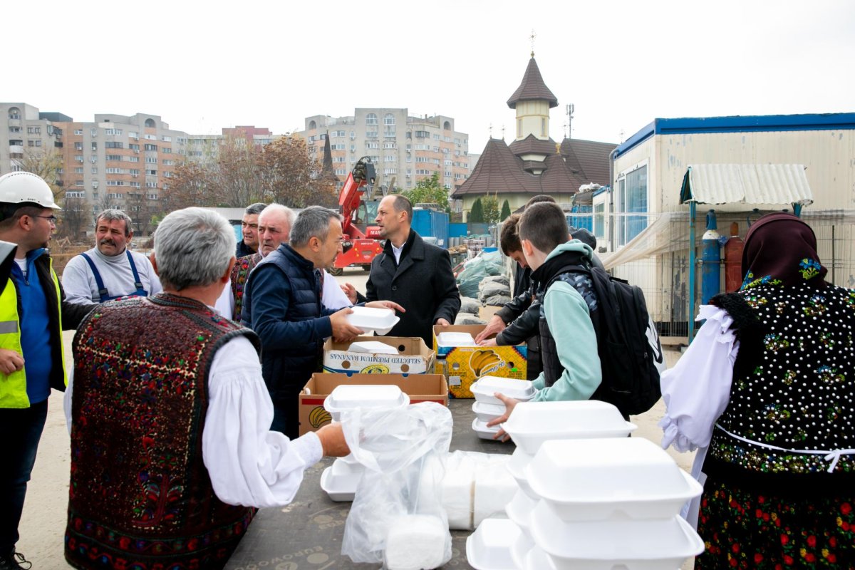 Exegetul cuvintelor dumnezeiești, cinstit la Paraclisul Catedralei Naționale 132272