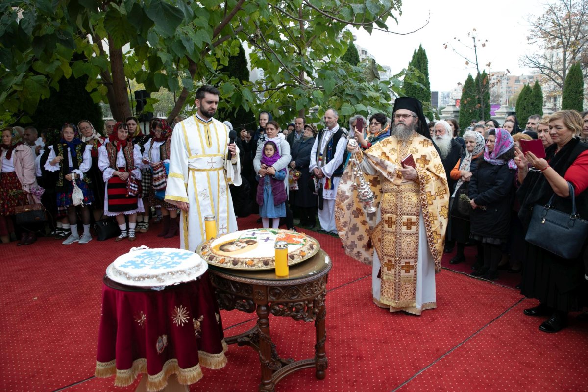 Exegetul cuvintelor dumnezeiești, cinstit la Paraclisul Catedralei Naționale 132276