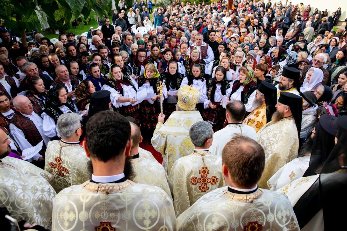 Exegetul cuvintelor dumnezeiești, cinstit la Paraclisul Catedralei Naționale 132282