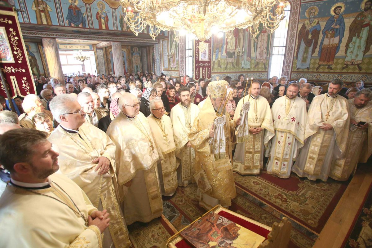 Sărbătoare în cartierul „Tractorul” din Brașov 132175