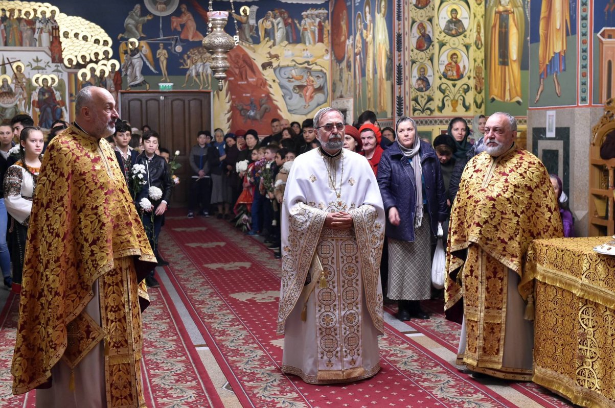 Sfântul Cuvios Paisie de la Neamţ, sărbătorit în Capitală 132452