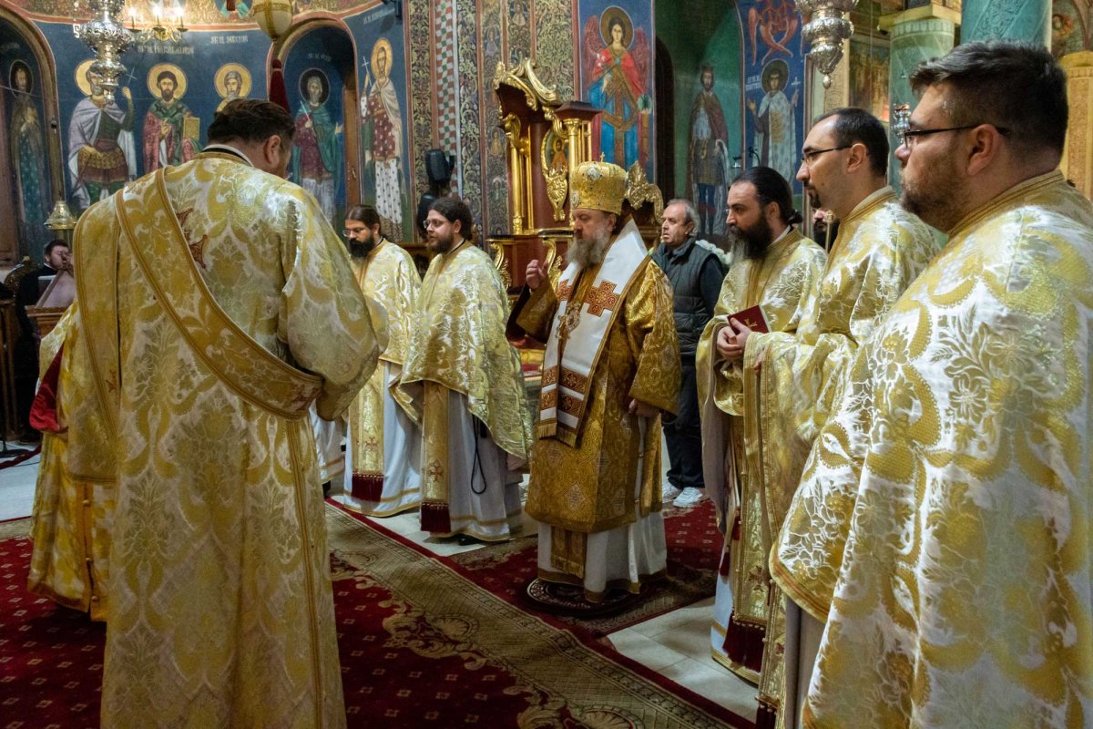 Hirotonie întru diacon la Mănăstirea Radu Vodă din Capitală 132561