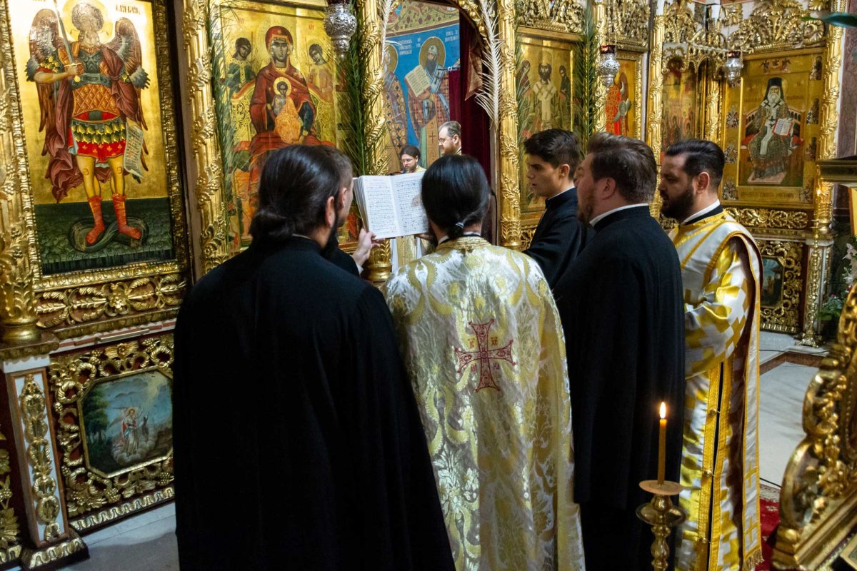 Hirotonie întru diacon la Mănăstirea Radu Vodă din Capitală 132579