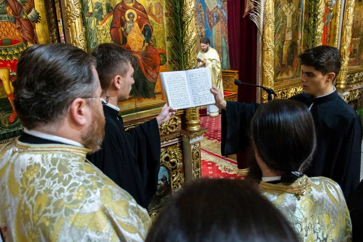 Hirotonie întru diacon la Mănăstirea Radu Vodă din Capitală 132580