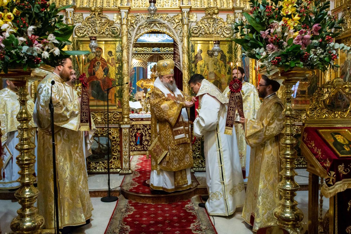 Hirotonie întru diacon la Mănăstirea Radu Vodă din Capitală 132590