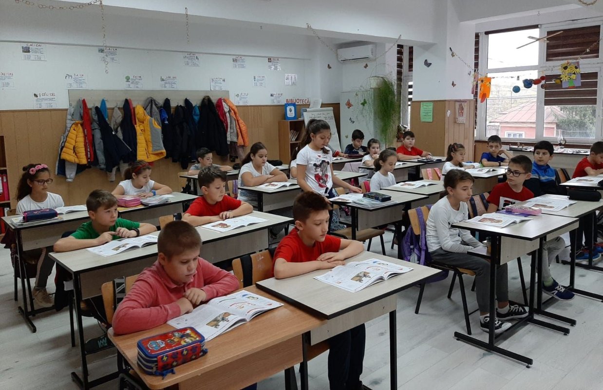 Profesorul de religie și misiunea sa sfântă 132645