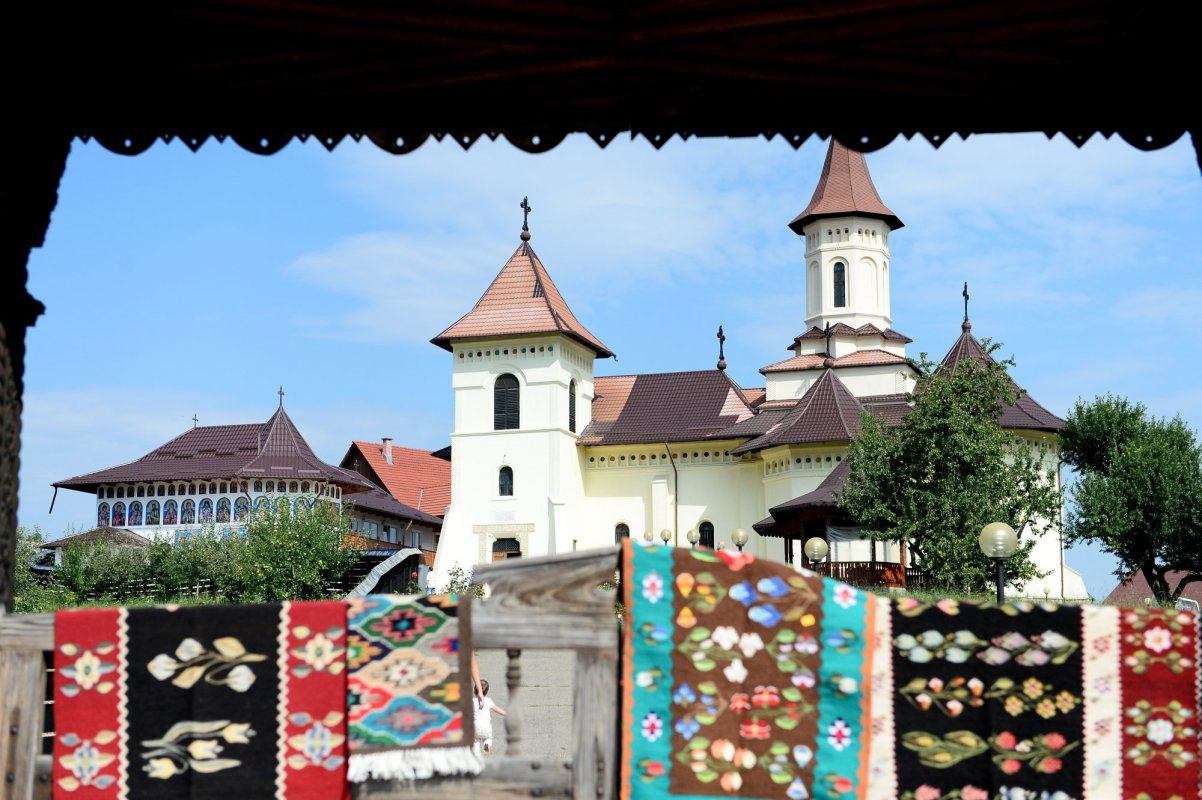 Tichetele de vacanţă vor fi acordate în continuare 132605