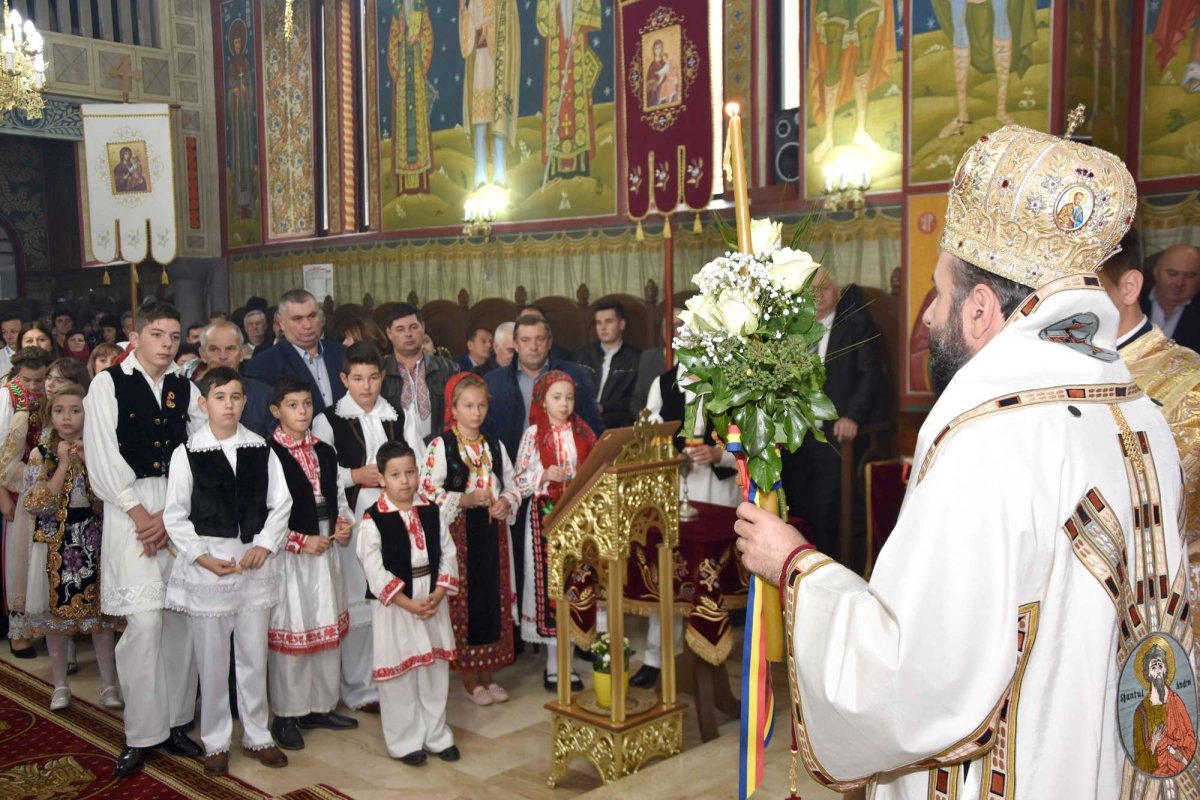 Sărbătoare în satul Băuțarul Superior, județul Caraș-Severin 132795