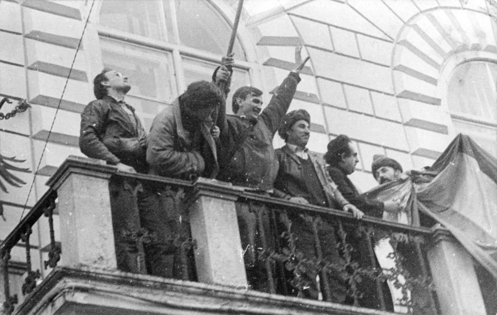 O călătorie emoţională în trecutul Revoluției din 1989 132853