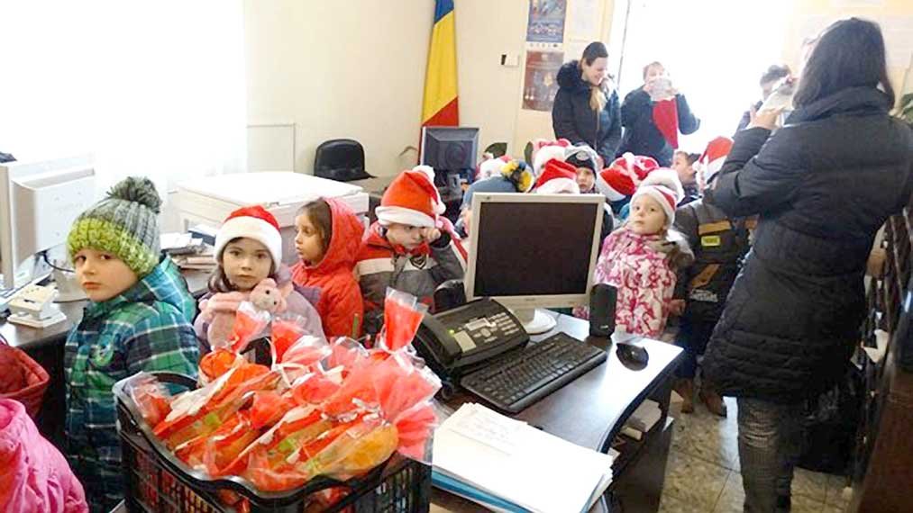 „Toți copiii merită să zâmbească de Crăciun”, în Protopopiatul Gherla 133053