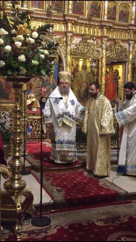 Liturghie arhierească la Mănăstirea Radu Vodă din Capitală 133092