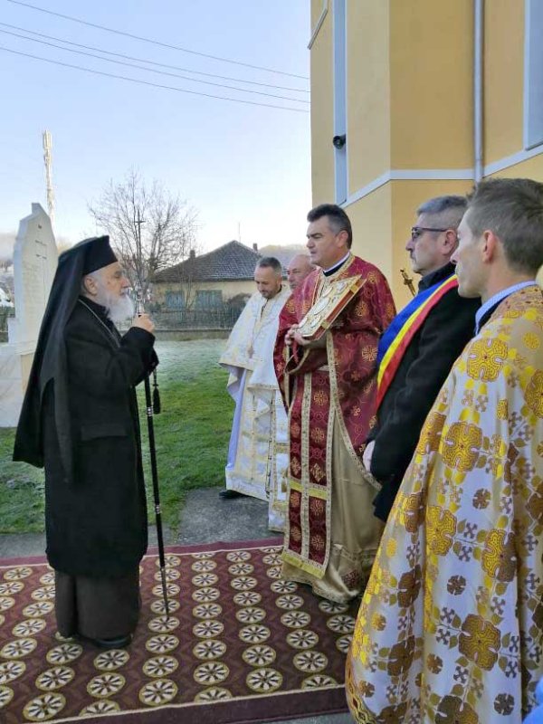 Binecuvântarea lucrărilor bisericii din Parohia Groșii Noi, judeţul Arad 133289