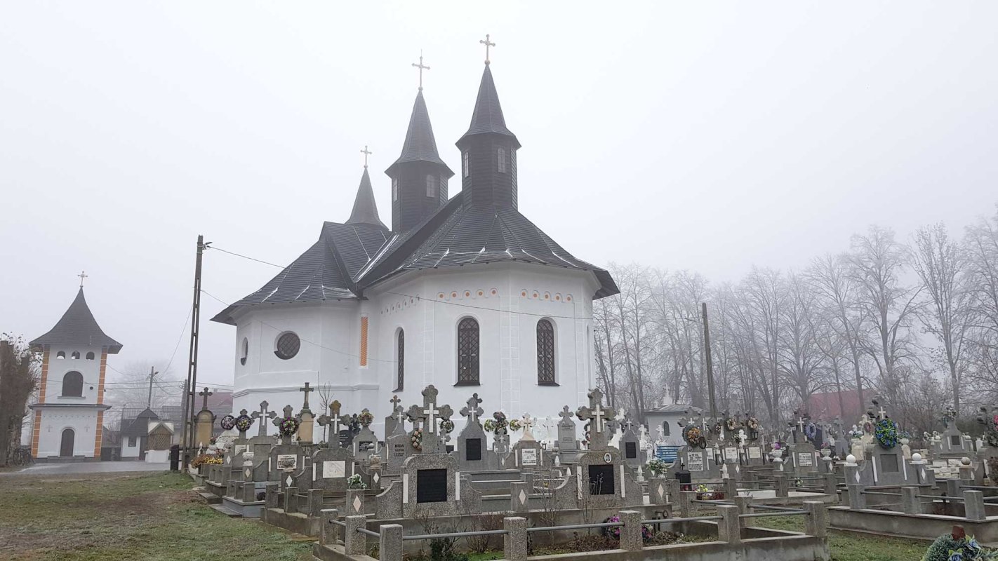 Bucurii duhovniceşti pentru credincioșii din Frătăuții Vechi 133292