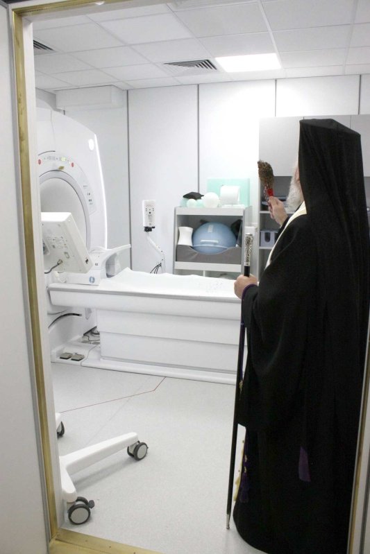 Aparatură medicală donată de Biserică Spitalului „Sfântul Ioan” din Galați 133379