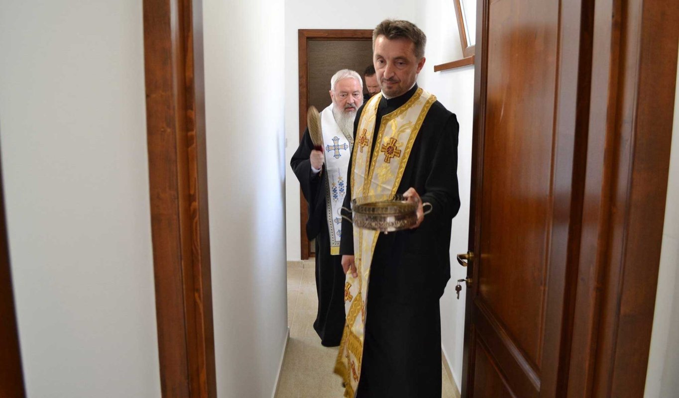 Faptele milosteniei, sub ocrotirea Sfintei Treimi 133342