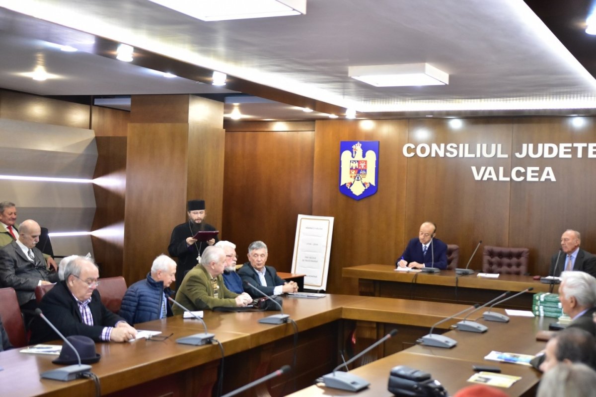 Activităţi culturale și sociale în Arhiepiscopia Râmnicului 133457