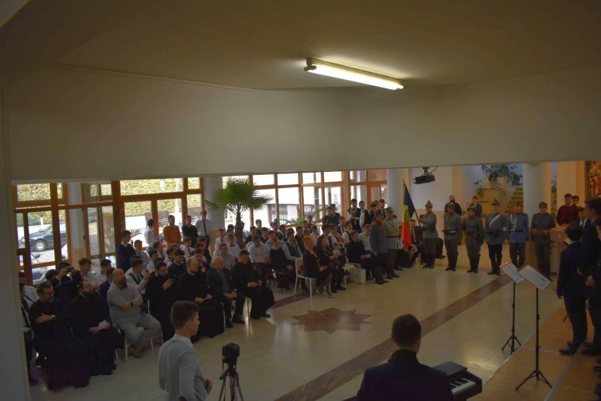 Festivitate dedicată Zilei Naționale a României la Seminarul din București 133554