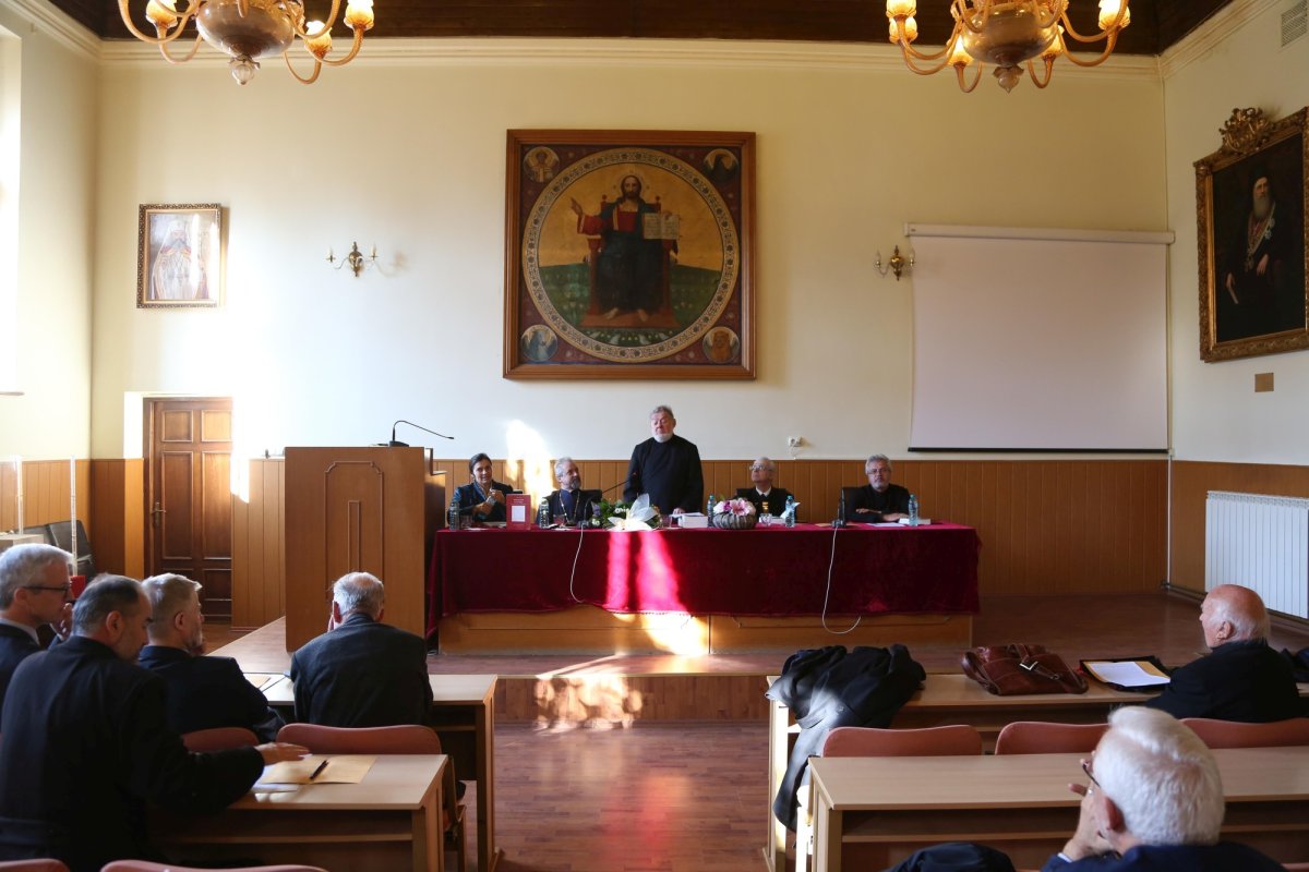 Părintele profesor Dorin Oancea, omagiat la 70 de ani 133466