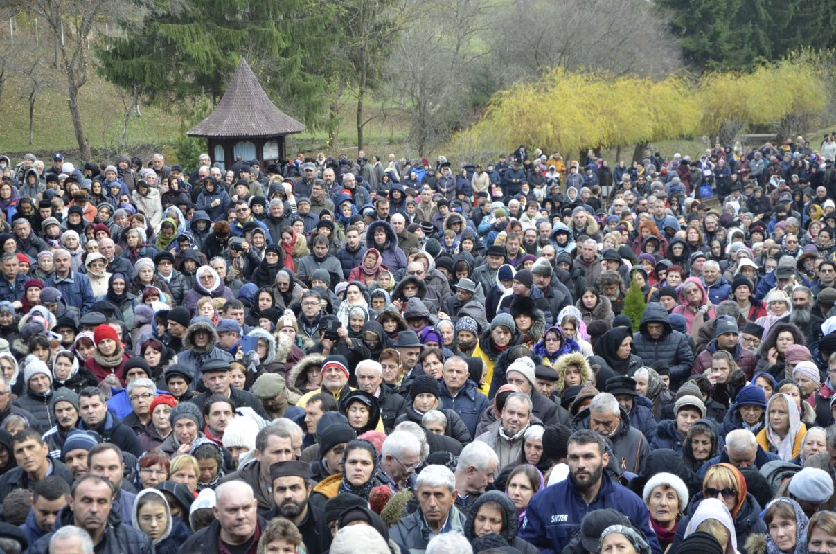 Părintele Arsenie Boca, pomenit la Prislop, Hunedoara 133580