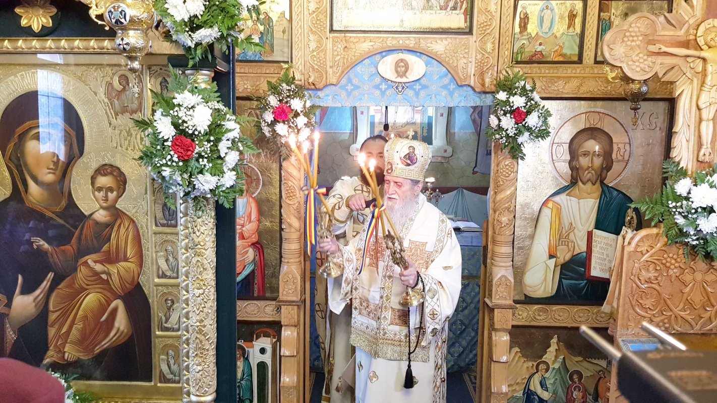 Hramul Așezământului „Sfântul Andrei” din Fălticeni 133775