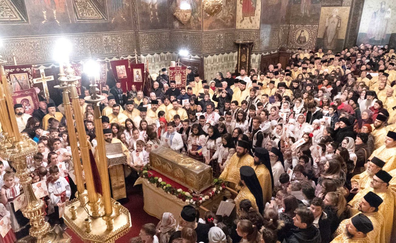 Sărbătoarea Sfântului Apostol Andrei la Galaţi 133795